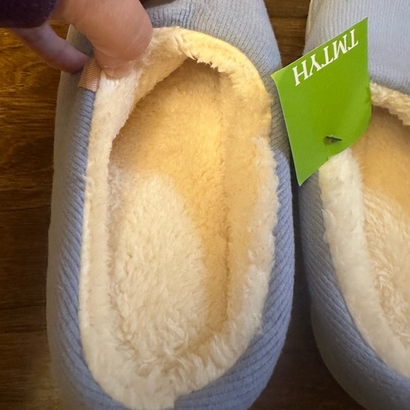 Ladies Plush Slippers with hard sole - Picture 7 of 7